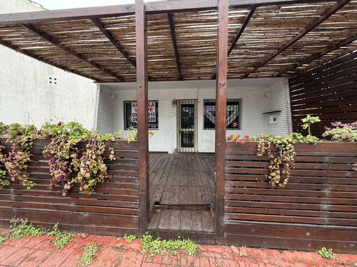Comercial / Tienda en venta en Juan Díaz de Solís (Calle 11), Punta Del Este