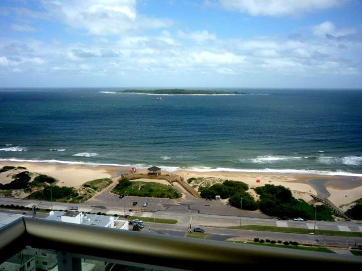 Apartamento en venta en Punta Del Este