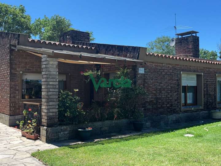 Casa en venta en Solymar, Canelones