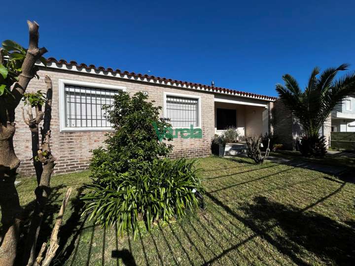 Casa en venta en Ariel Carlevaro, Canelones