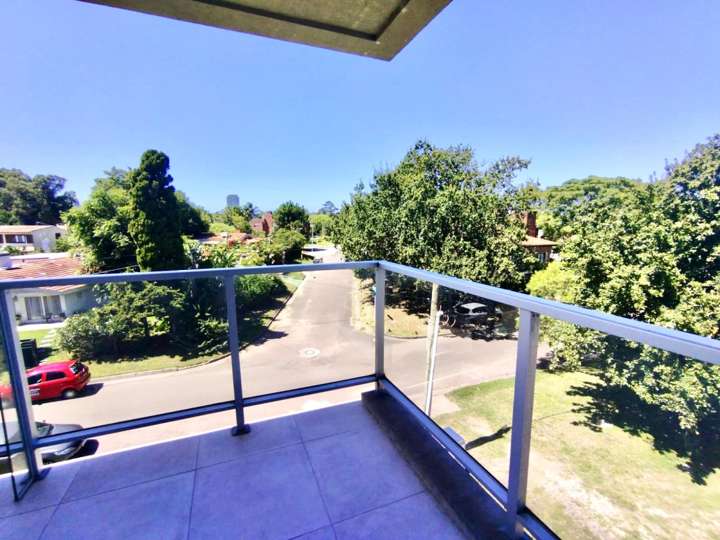 Apartamento en venta en Pinares, Maldonado