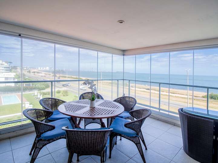 Apartamento en venta en Punta Del Este
