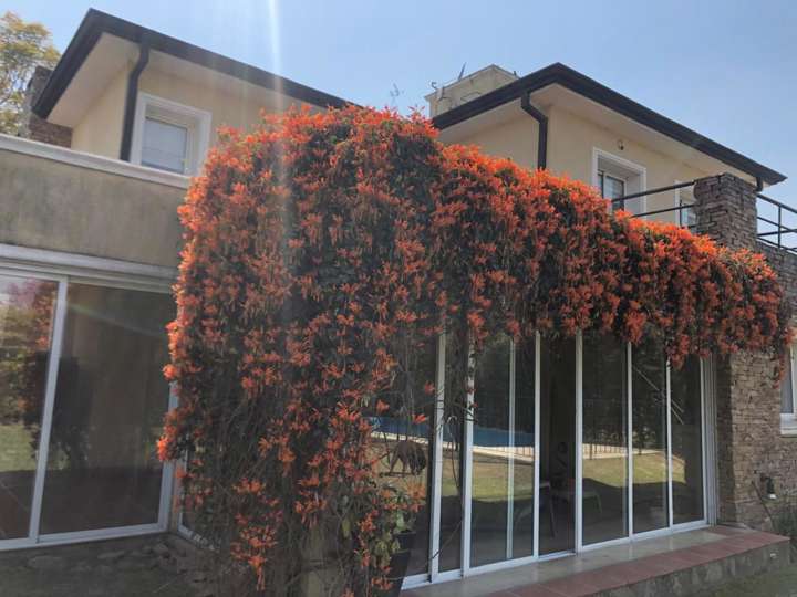 Casa en venta en Catamarca, Yerba Buena