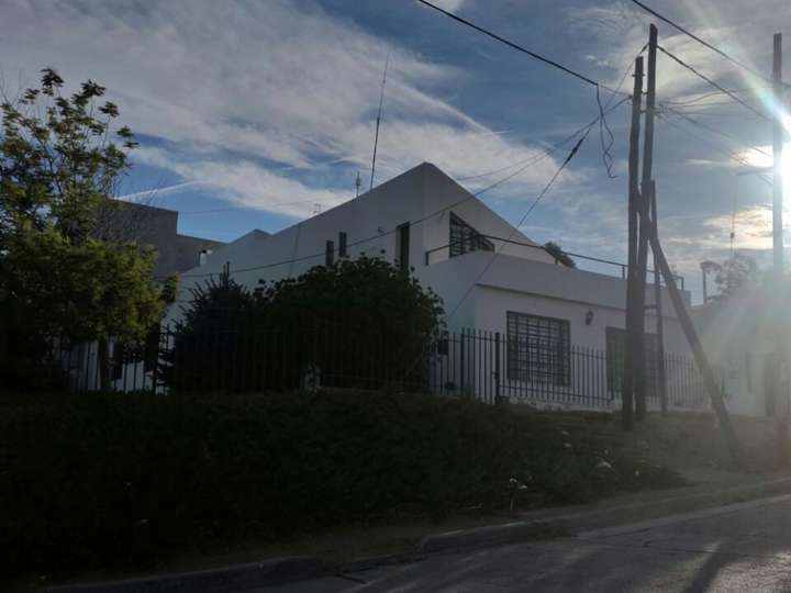 Casa en alquiler en Venezuela, Puerto Deseado