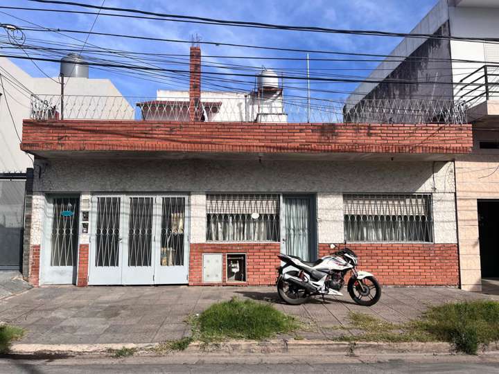 Casa en alquiler en General Alfredo Rodríguez, 1947, Hurlingham