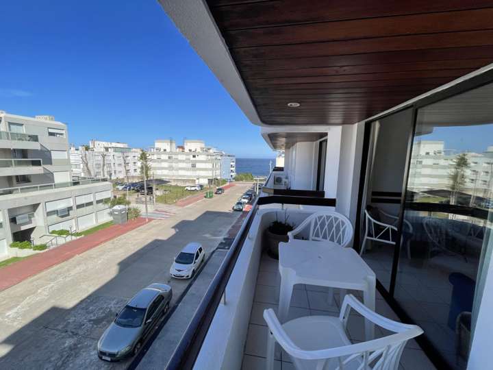 Apartamento en venta en La Galerna (Calle 21), Punta Del Este