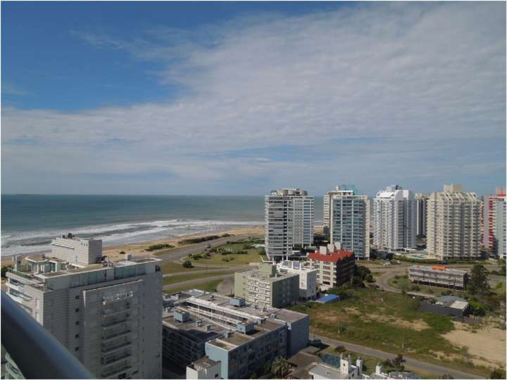 Apartamento en venta en Punta Del Este
