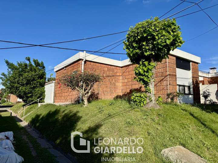 Casa en venta en Doctor Luis Alberto de Herrera, Colonia