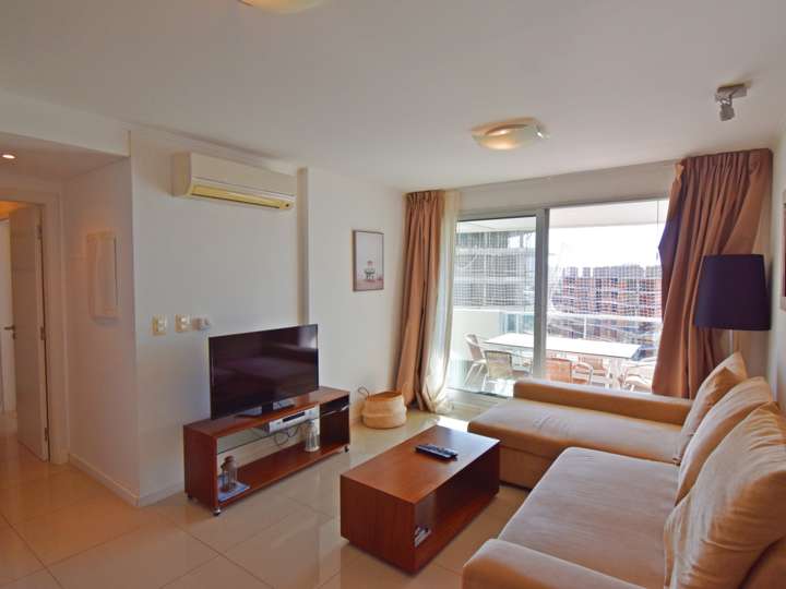 Apartamento en venta en Biarritz, Punta Del Este