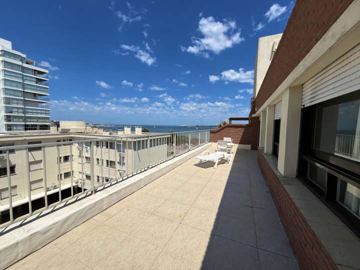 Apartamento en venta en Punta Del Este