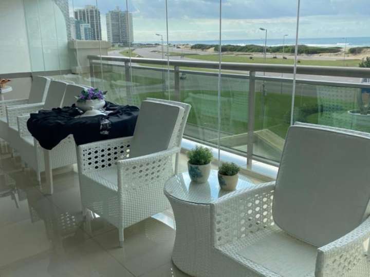 Apartamento en venta en Punta Del Este