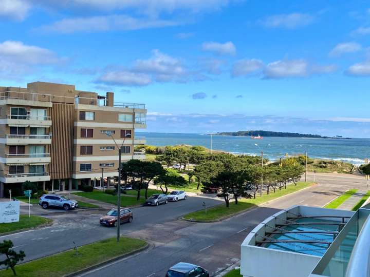 Apartamento en venta en Avenida José Terradel, Maldonado