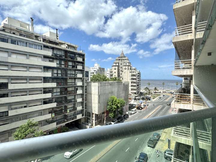 Apartamento en venta en Avenida Brasil, Montevideo