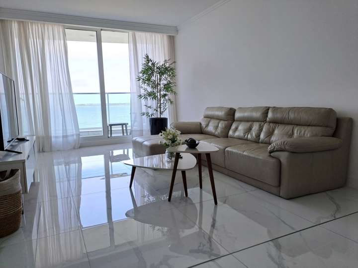 Apartamento en venta en Punta Del Este