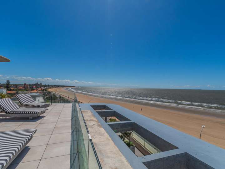 Apartamento en alquiler en Carrasco, Montevideo