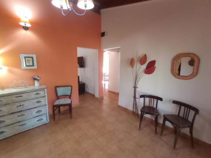 Casa en venta en Cervantes, Municipio de General Roca