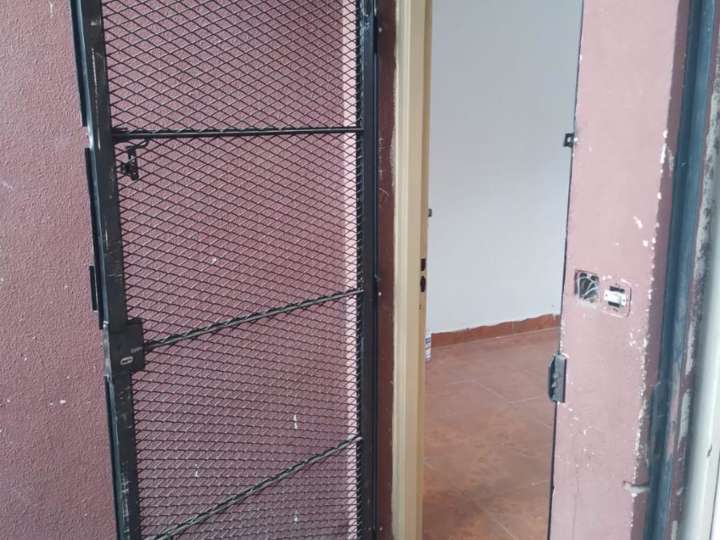 Departamento en venta en Partido de Merlo, Mariano Acosta