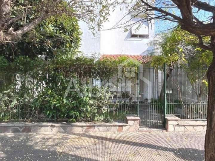 Casa en venta en Héroes de Malvinas Argentinas, 270, Haedo