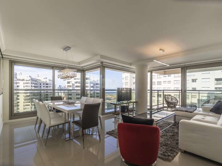 Apartamento en venta en Punta Del Este