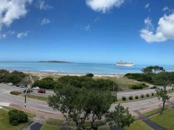Apartamento en venta en Punta Del Este