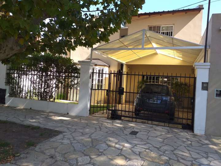 Casa en venta en Colón, Buenos Aires