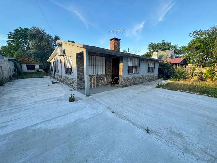 Casa en alquiler en Calle G, Parque del Plata