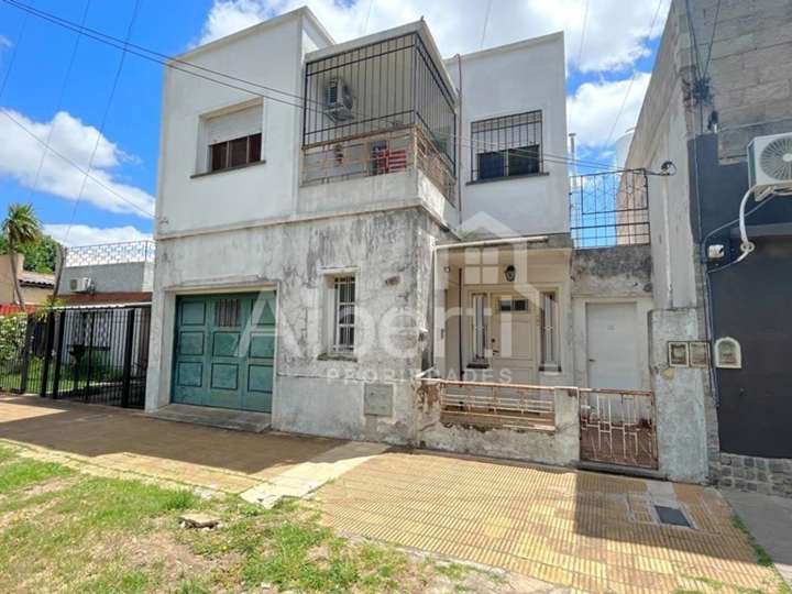 Edificio en venta en Intendente Cayo Eliseo Goria, 87, Haedo