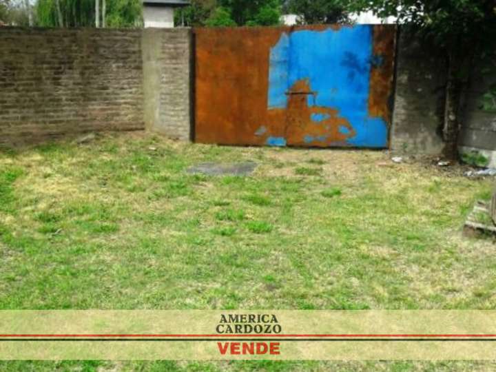 Terreno en venta en Martín Paulino Lacarra, Paso del Rey