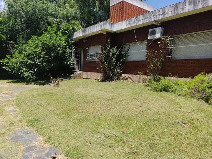 Casa adosada en venta en Reconquista, Buenos Aires