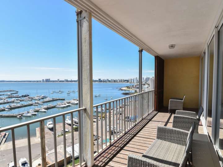 Apartamento en venta en El Estrecho (Calle 17), Punta Del Este