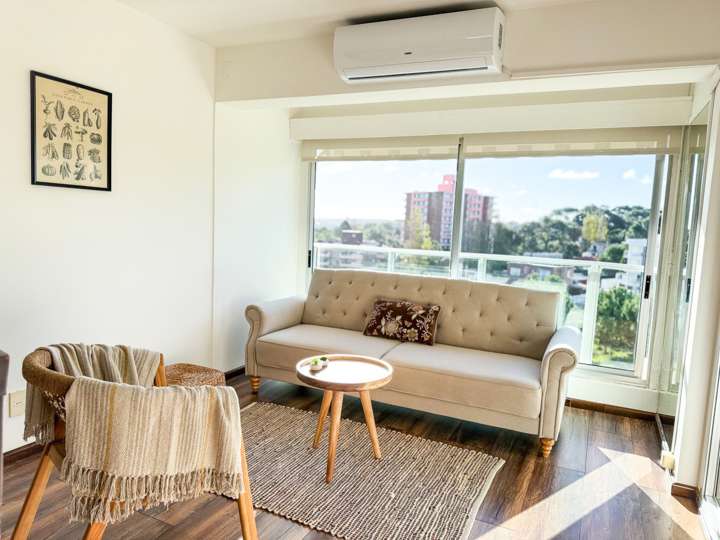 Apartamento en alquiler en Rambla Doctor Claudio Williman, Maldonado