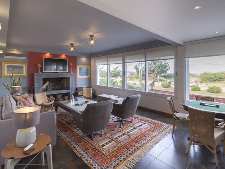 Casa en venta en Rambla Doctor Claudio Williman, Maldonado