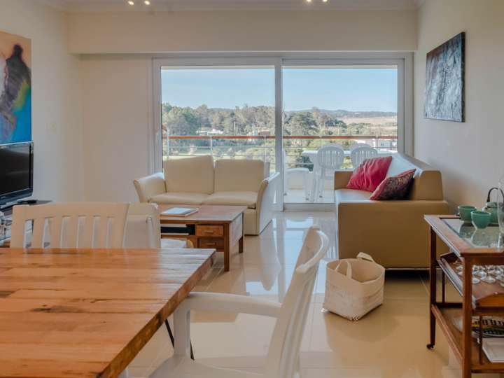 Apartamento en venta en Pinares, Maldonado