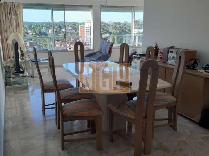 Apartamento en venta en Punta Del Este