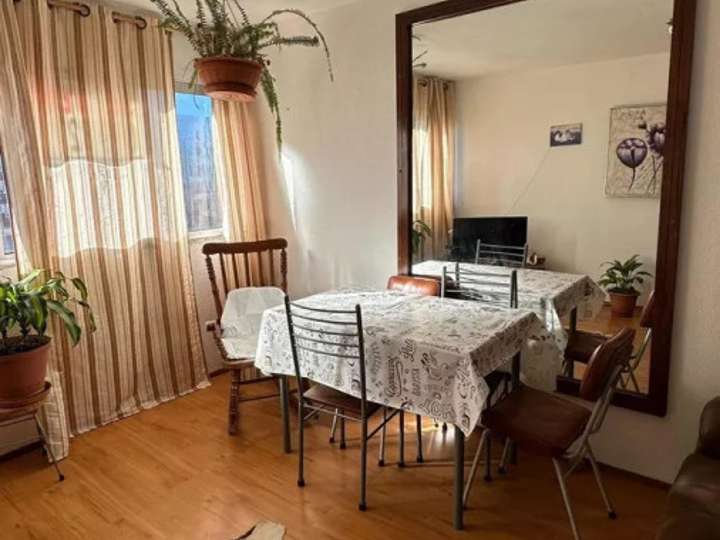 Apartamento en venta en Paralela al Oeste de Hipólito Yrigoyen, Montevideo