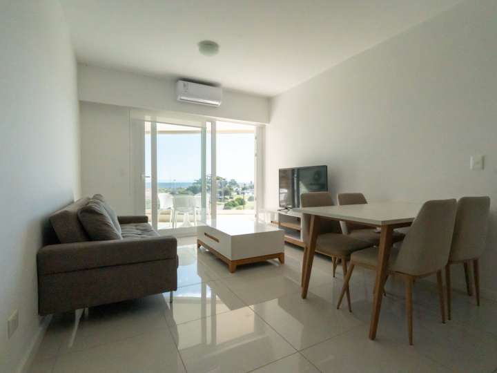 Apartamento en venta en Pinares, Maldonado