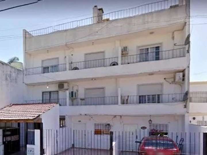 Departamento en venta en Doctor Ramón Carrillo, Buenos Aires