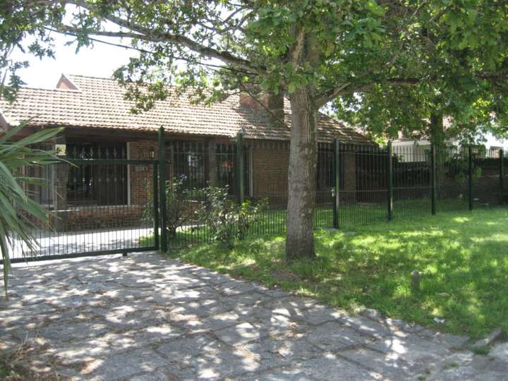 Casa en alquiler en Punta Del Este