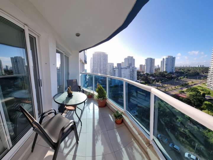 Apartamento en venta en Avenida Francia, Punta Del Este