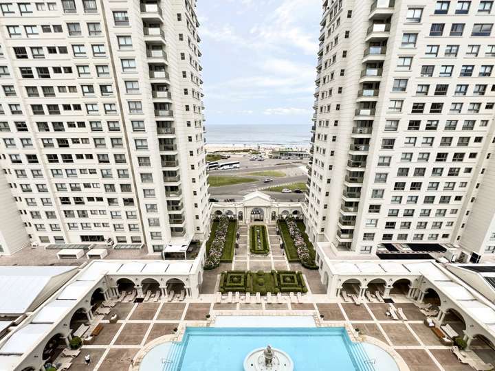 Apartamento en venta en Bulevar General José Gervasio Artigas, Punta Del Este