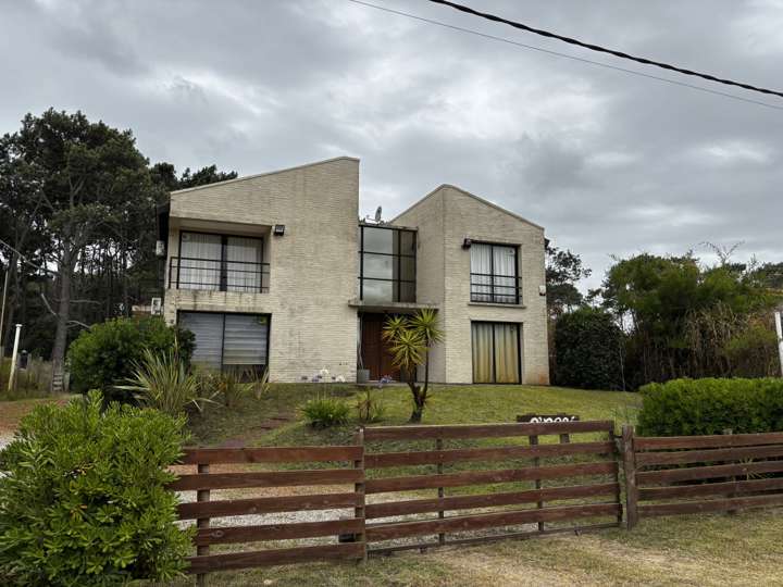 Casa en venta en El Gratil, Maldonado
