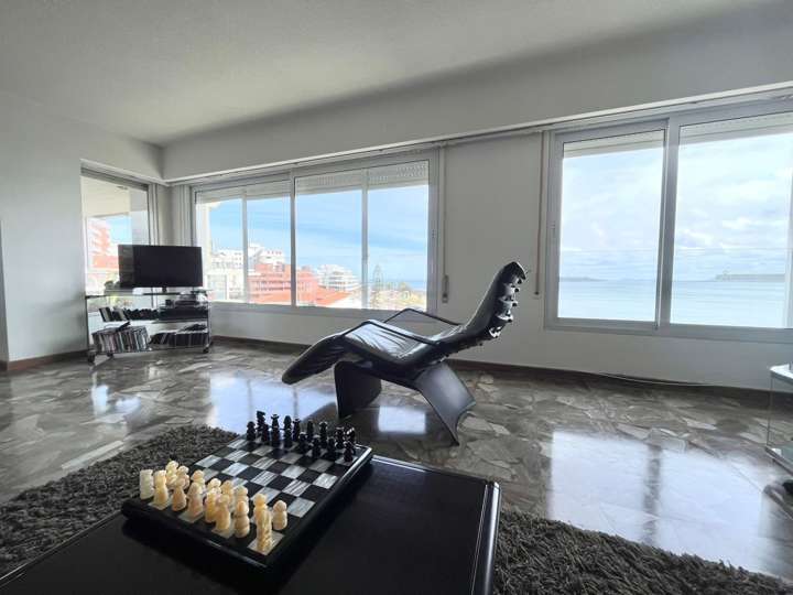 Apartamento en venta en Punta Del Este