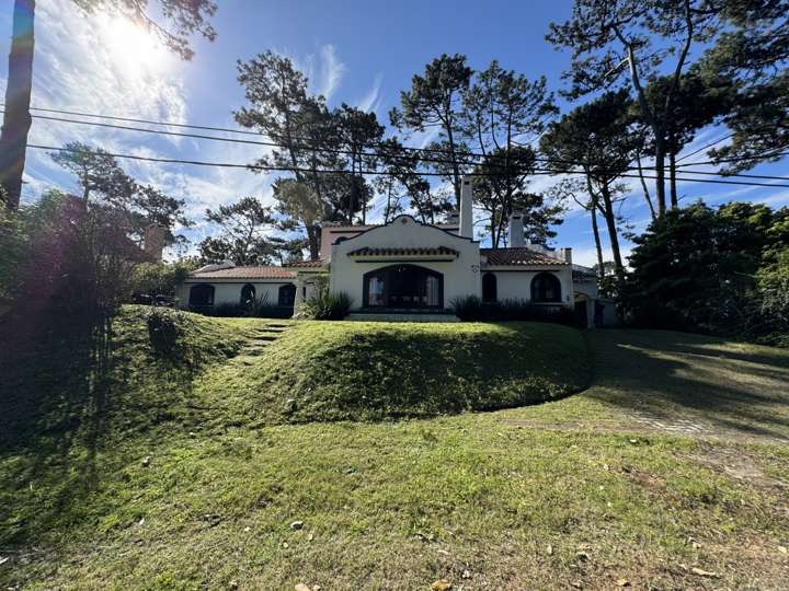 Casa en venta en Carrasco, Punta Del Este
