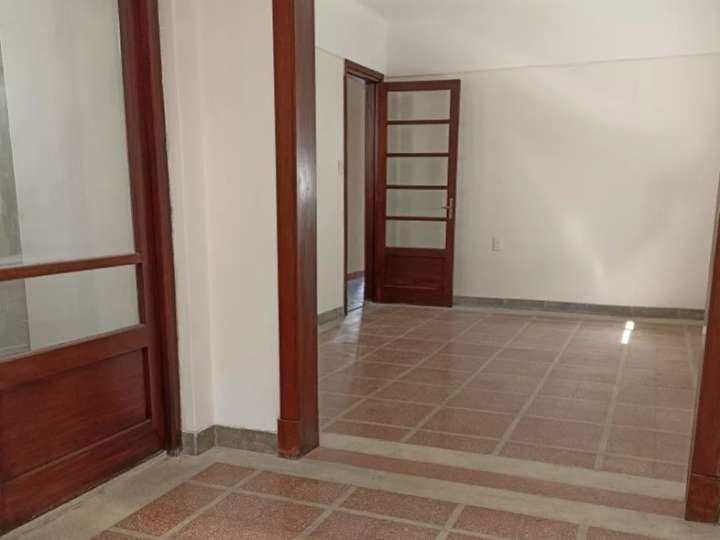Casa en venta en Avenida 8 de Octubre, Montevideo