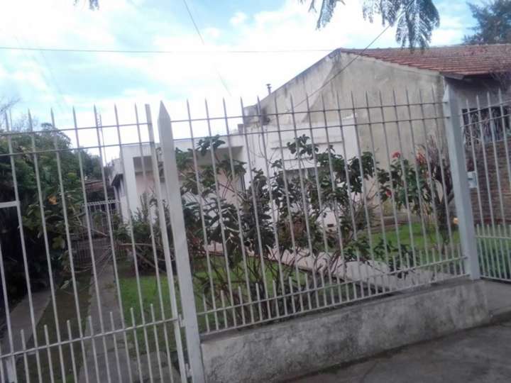 Casa en venta en Fernando Fader, 2716, Buenos Aires