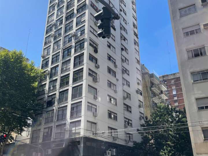 Departamento en venta en Avenida Santa Fe, Ciudad Autónoma de Buenos Aires