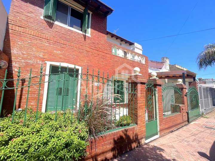 Casa en venta en Belisario Roldán, 2133, El Palomar