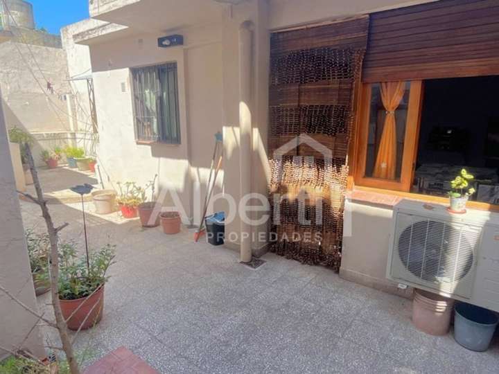 Edificio en venta en Doctor Cosme Argerich, 224, Haedo