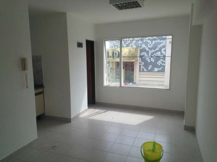 Oficina en alquiler en Deseado, Santa Cruz