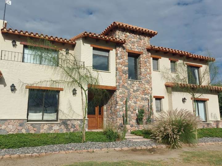 Casa en venta en Vicario Toscano, Cafayate
